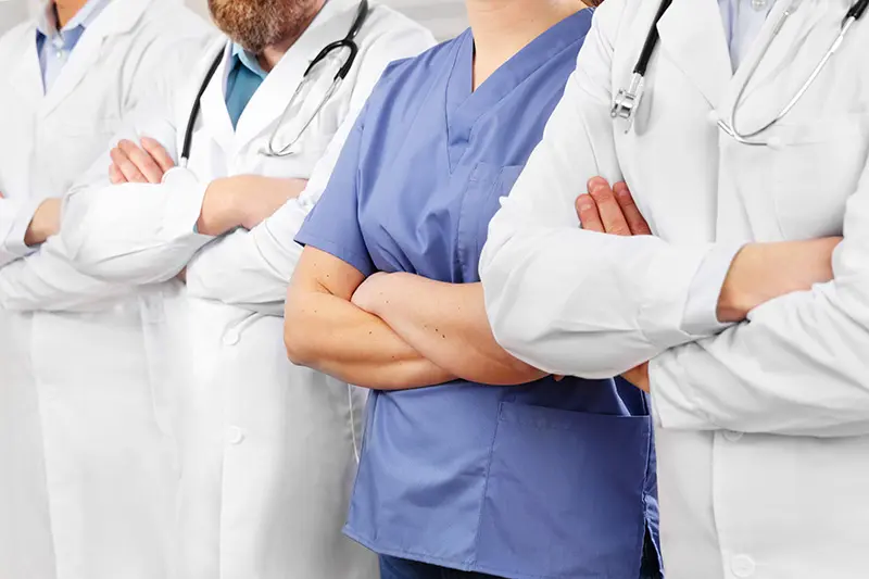 Profesionales sanitarios (Foto: envato)