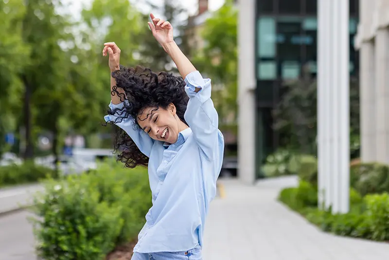Mujer con energía (Foto: envato)