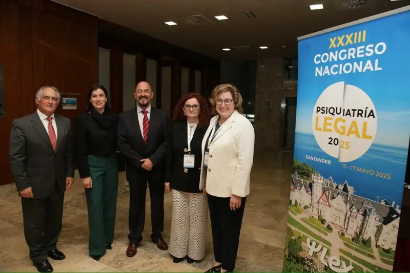 Juan Sáez, Gema Igual, César Pascual, Blanca Morera e Isabel Bolado antes de la inauguración del Congreso (Foto: Gobierno de Cantabria)