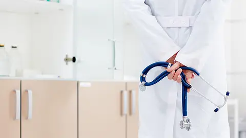 Médico (Foto: envato)