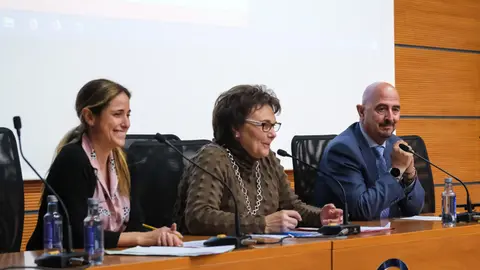Miembros del Gobierno durante la jornada (Foto: Gobierno de Cantabria)