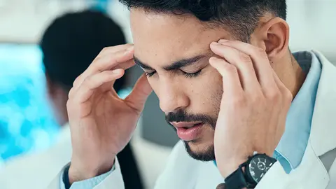 Dolor de cabeza (Foto: Envato)